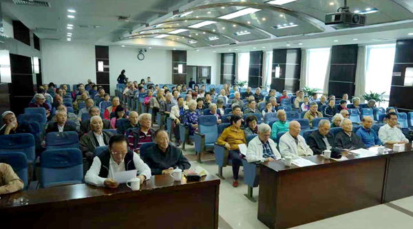 日本a片
召开离退休干部职工2019年度工作情况通报会2_600.jpg